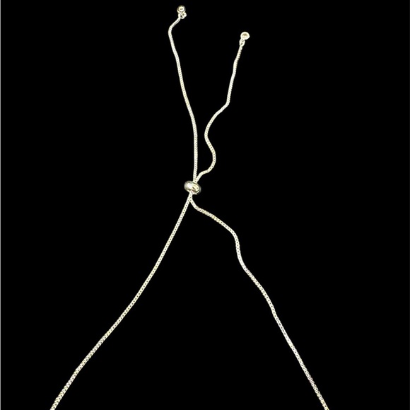 Elegant Silver Rhinestone Necklace - Picture 2 of 2